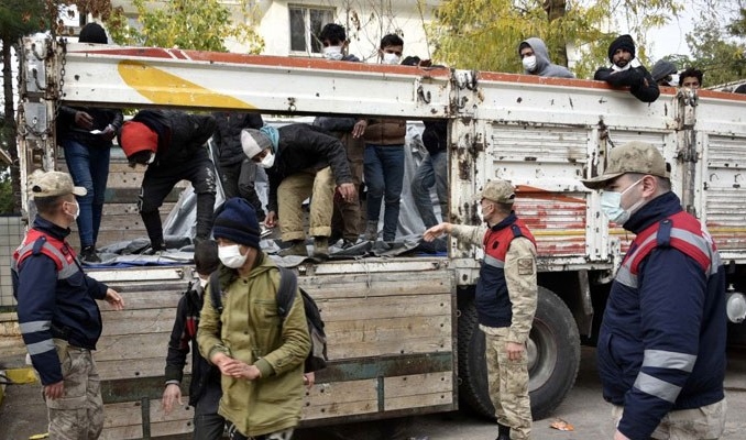 Riha | Li Sêwregê 87 koçberên Afganî û Pakistanê hatin desteserkirin