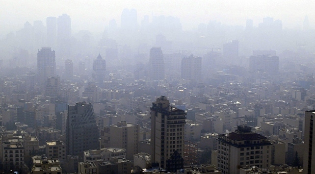 Li Tehranê ji ber qirêjiya hewayê nêzî 4 hezar kes mirine