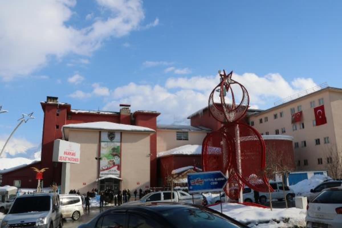 Di navbera xwediyên navendên rehabîlîtasyonan de pevçûn: 1 mirî, 6 birîndar