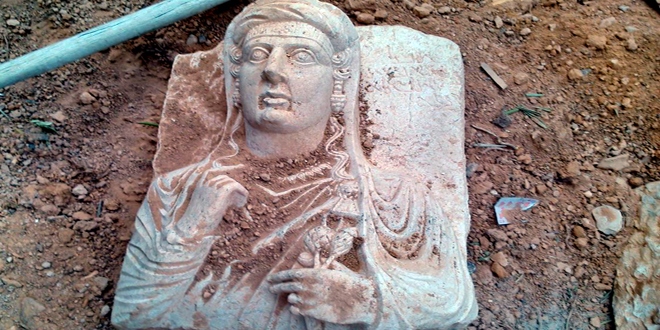 SOHR: Çekdarên Îran û Tirkiyê berhemên dîrokî talan dikin û li bazaran difirosin