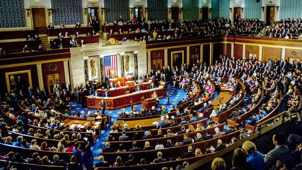 Senatoya Amerîkayê pêsniyarqanûna tawanên ser ên Rûsyayê pesend kir