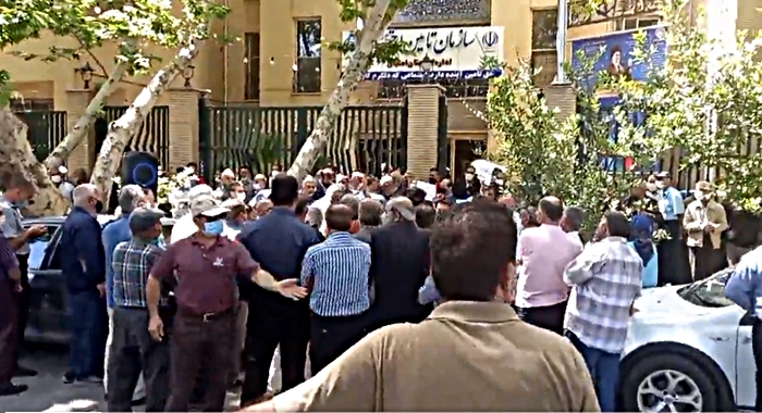 Li Îran û Rojhilatê Kurdistanê xwepêsandanên dijî bihayî û hejariyê berdewam dikin