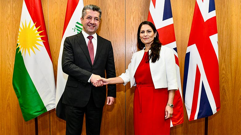 Mesrûr Barzanî bi wezîra karên hundir ya Îngîltere re civiya