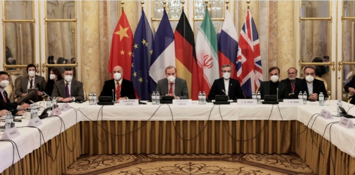 Rêvebirê danûstandinên peymana atomî serdana Îranê dike