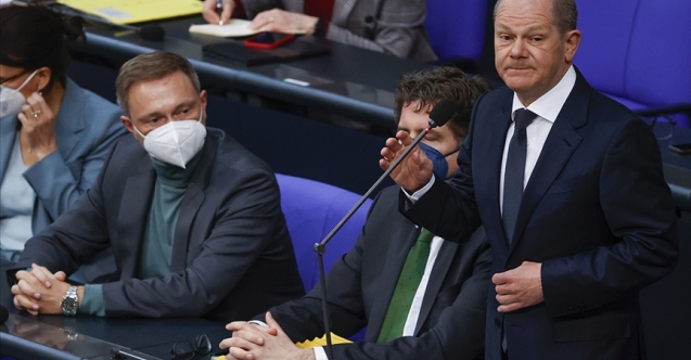 Meclisa Almanya fona artêsê ya bi miqdarê 100 mîlyar Ewroyî tesdîq kir