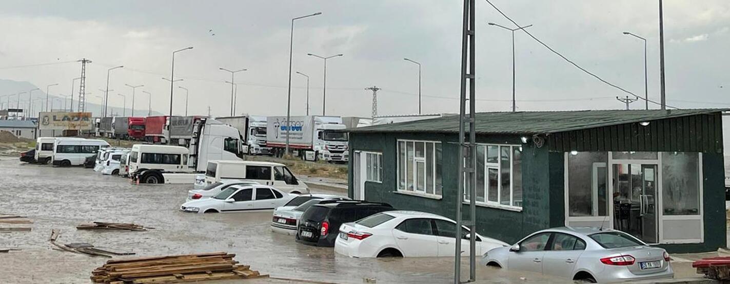 Lehiya Agirî û Ixdirê zerarê da deriyên sînor yên gumrikê