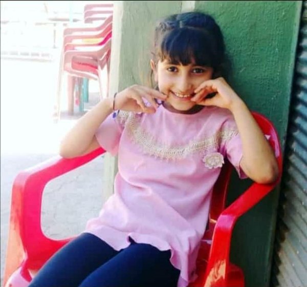 Keça 14 salî ya li Mêrdînê ji sanesînê ketibû xwarê can da