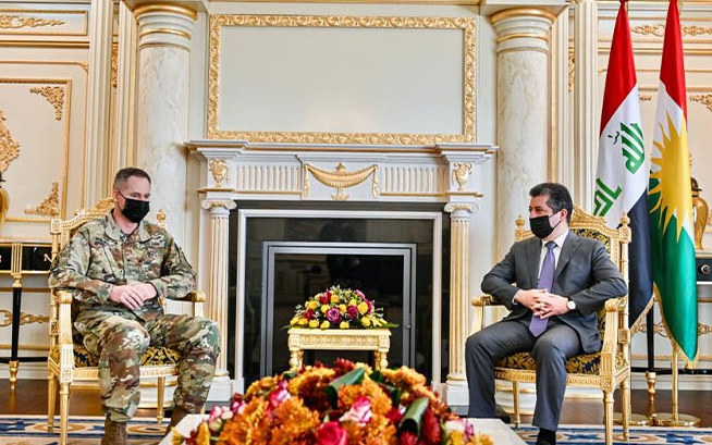Mesrûr Barzanî bi sanda leskerî ya Amerîkî re civiya