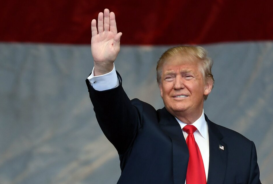 Trump, dest bi xebatên hilbijartinê kirin