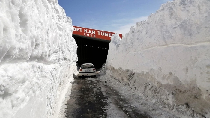 Li 4 bajarên Bakurê Kurdistanê rêyên 1028 gundan hatin girtin