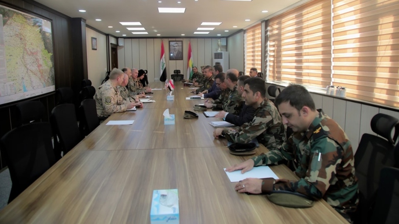 Sandeke Hevpeymaniya Navdewletî bi Wezareta Pêsmerge re civiya