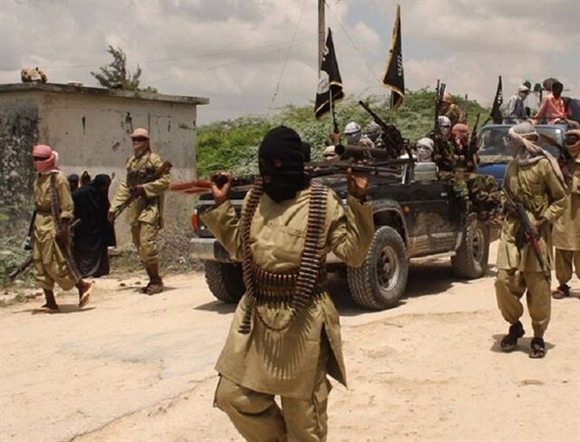 Hêzên Somaliyê di ser 200an de çekdarên Es Sebabê kust