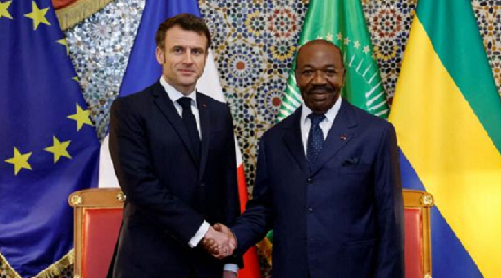 Macron ji bo siyaseta nû ya Fransayê ragihîne, çû wî welatî