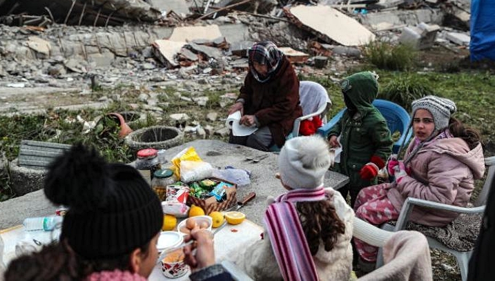UNICEF: 850 hezar zarokên erdhejê ji derve mane...