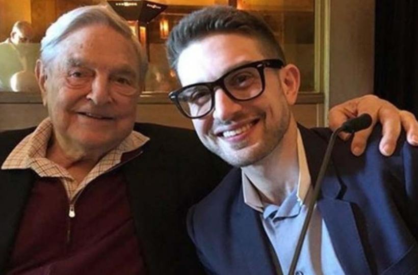 George Soros textê xwe yê 25 milyar dolaran ji kurê xwe re hist!