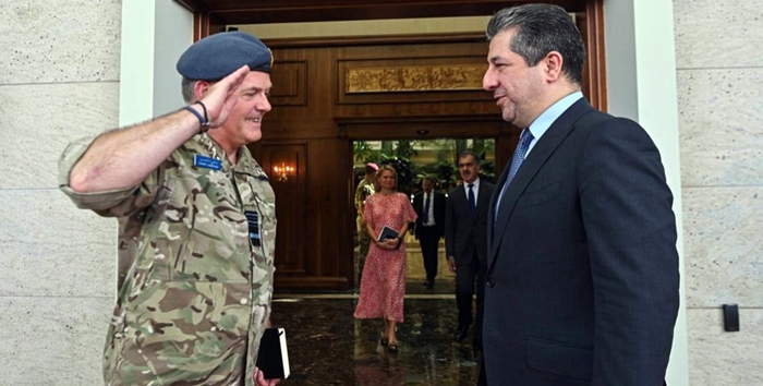 Mesrûr Barzanî bi sanda leskerî ya Brîtanî re civiya