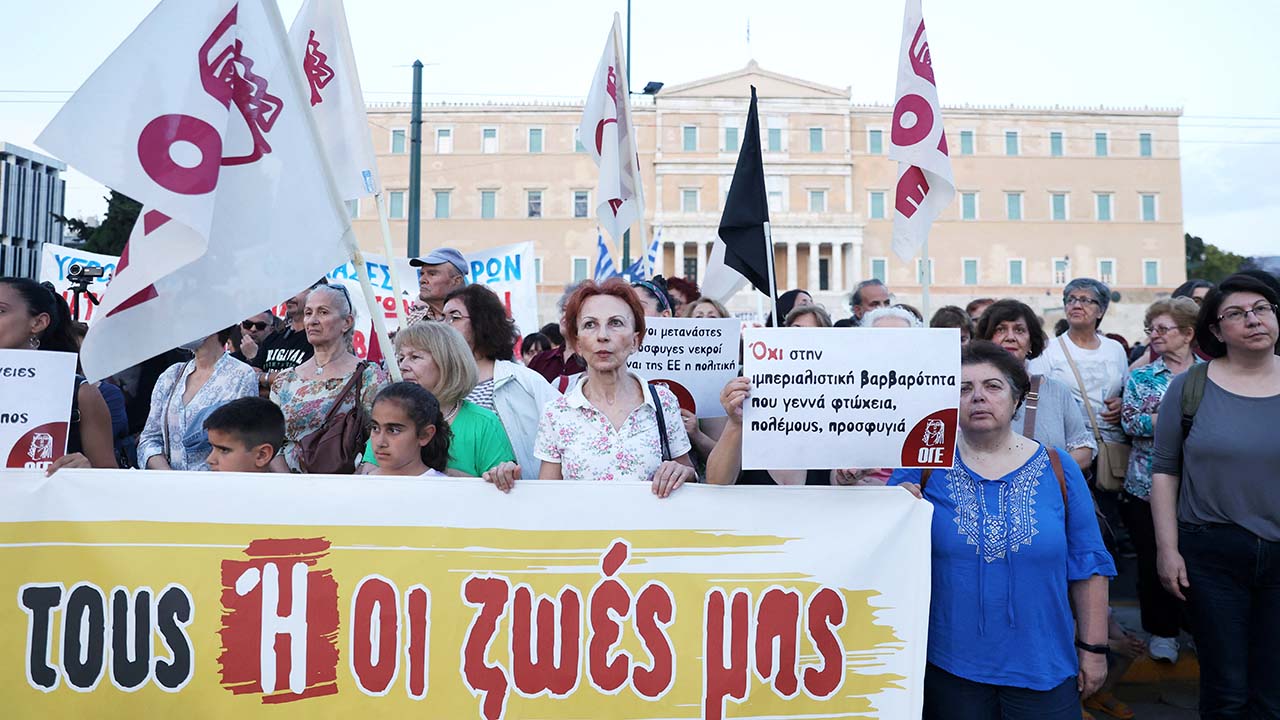 Li gelek bajarên Yûnan siyaseta Ewropa ya penaberan hate protesto kirin
