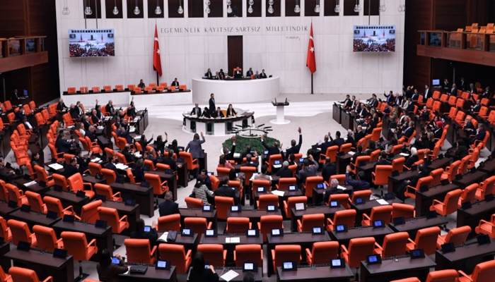 Parlamentoya Tirkiyeyê sibe ji bo sondxwarina 600 parlamenteran dicive