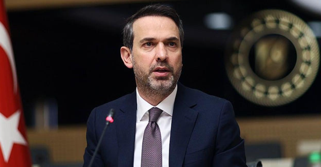 Xeta petrolê ya nav herdu welatan, dest pê dike