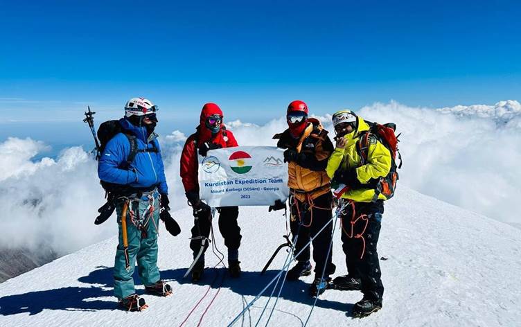 Çiyagerên Kurdistanê hilkisiyan ser lûtkeyeke herî bilind a cîhanê