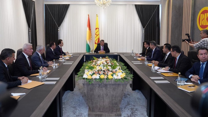 Mesrûr Barzanî: PDK parêzvana Statuya Herêma Kurdistanê û partiya hemû deverên Kurdistanê ye