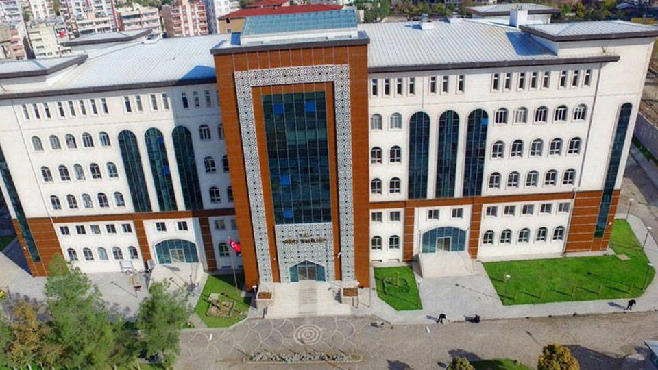 Li bajarê Sêrtê kirina çalakiyan ji bo 15 rojan qedexeye