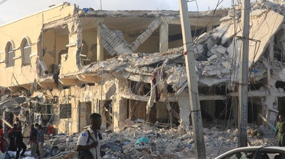 Li wî welatî, êrîsî baregeha leskerî hat kirin!