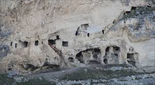 Li Dêrsimê gelek cîyan dikin ciyên seyran û gestûguzariyê