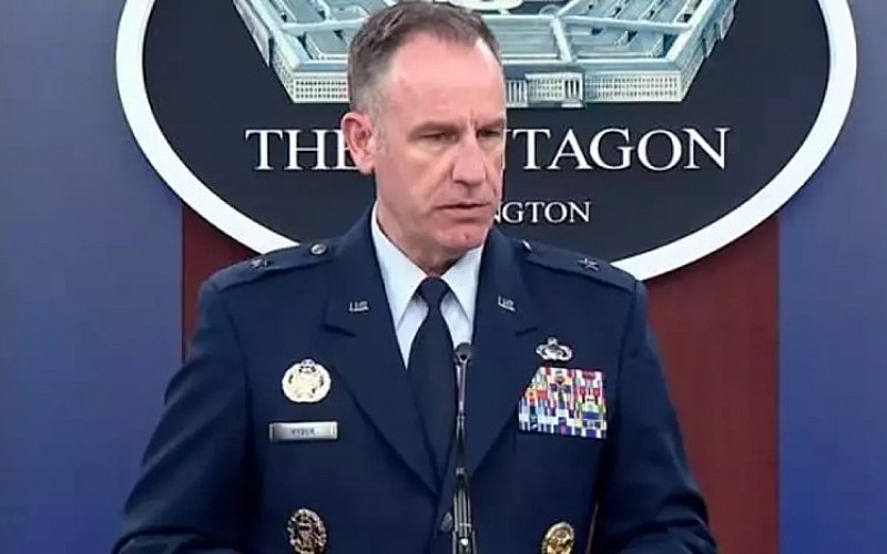 Amerîka 900 leskerên din disîne Rojhilata Navîn