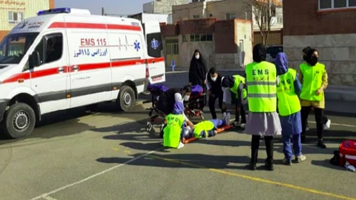 Li Îranê bi gazên kîmyayî jehrîkirina xwendekarên keç dewam dike