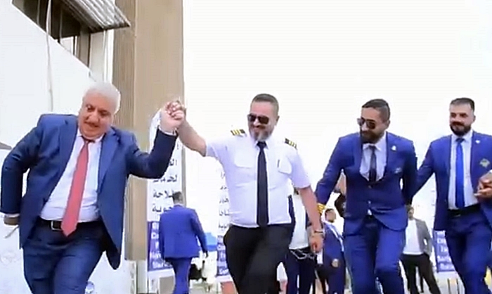 Iraq | Berpirsek û 16 karmend ji ber strana Sedam ji kar hatin dûrxistin!