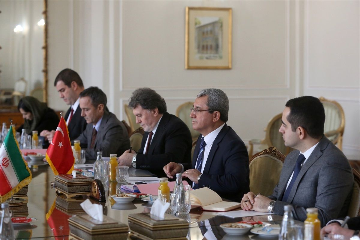 Cîgirê wezîrê karên derve yê Tirkiyê Ahmet Yildiz bi rayedarên Îranê re hevdîtin kir