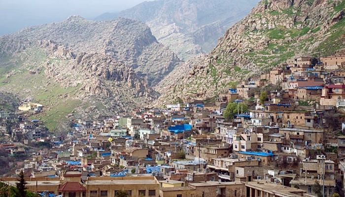 Hikûmeta Kurdistanê li Akrê 21 projeyên xizmetê bicih tîne