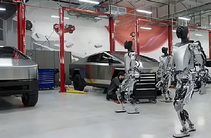 Robotê karker êrîsî endezyarê xwe kir!