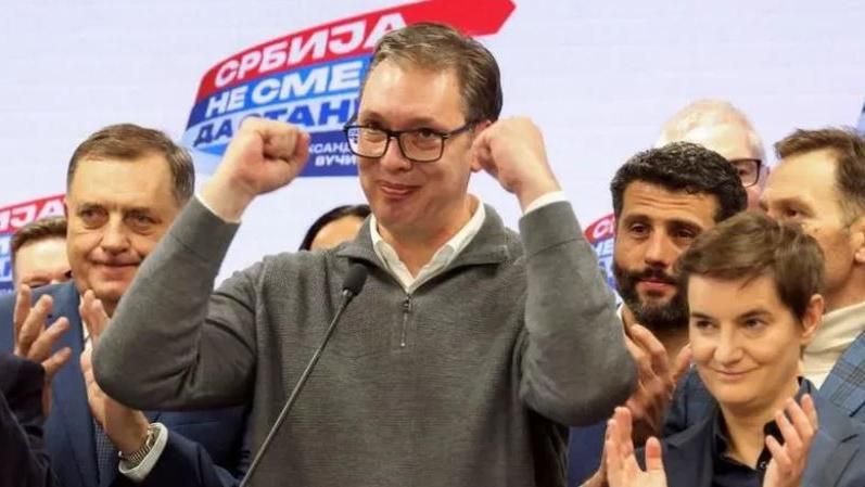 Hilbijartinên Sirbîstanê: Vucic serkeftina xwe ragihand
