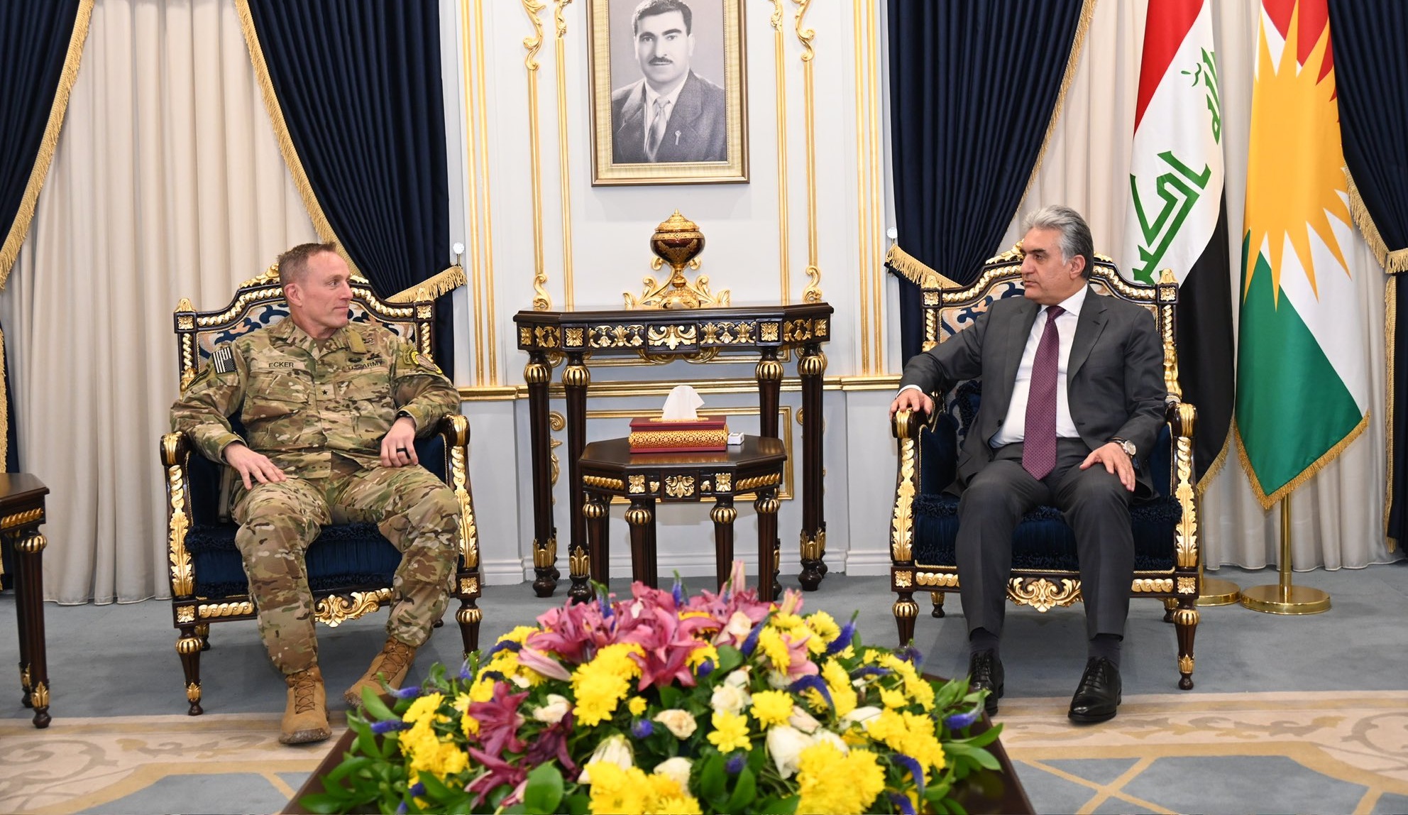 Rêber Ahmed bi Michael Ecker re civiya: Divê parastina herêmê xurttir bibe