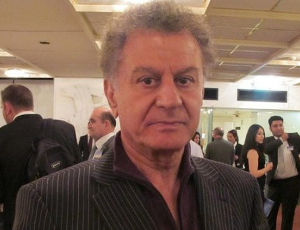 Zankoya Silêmaniyê doktoraya rûmetê dide hunermend Mezher Xaliqî