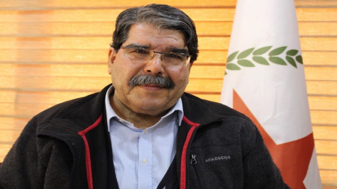 Salih Muslim: Amerîkayê her sê sozên xwe jî bicih nekirin