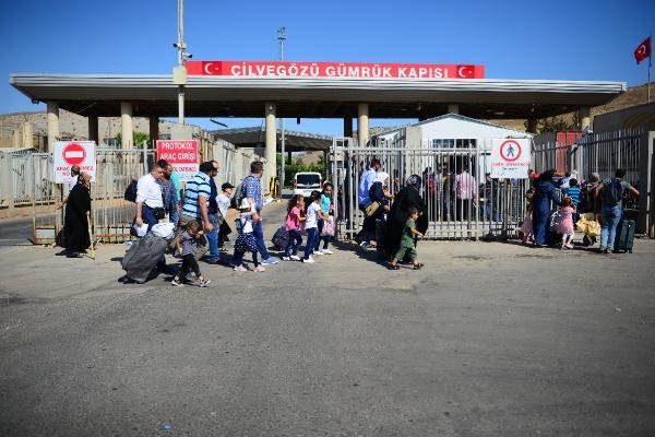 38 hezar Sûriyeyî bo cejna Qurbanê çûn welatê xwe