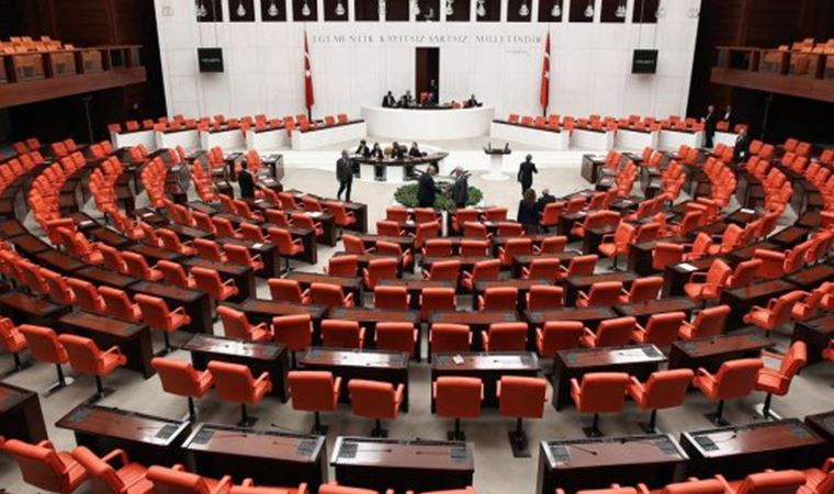 Mijarên civîna meclisa Tirkiyê kes nikare heya 10 salan askera bike