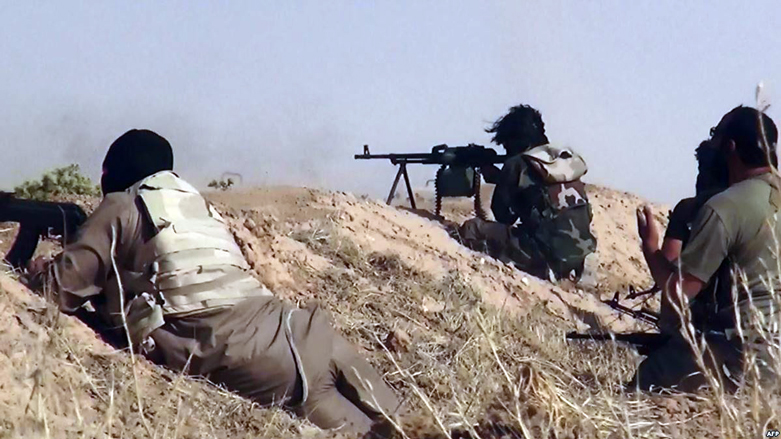 Gundiyan terorîstên DAISê dorpêç kirin