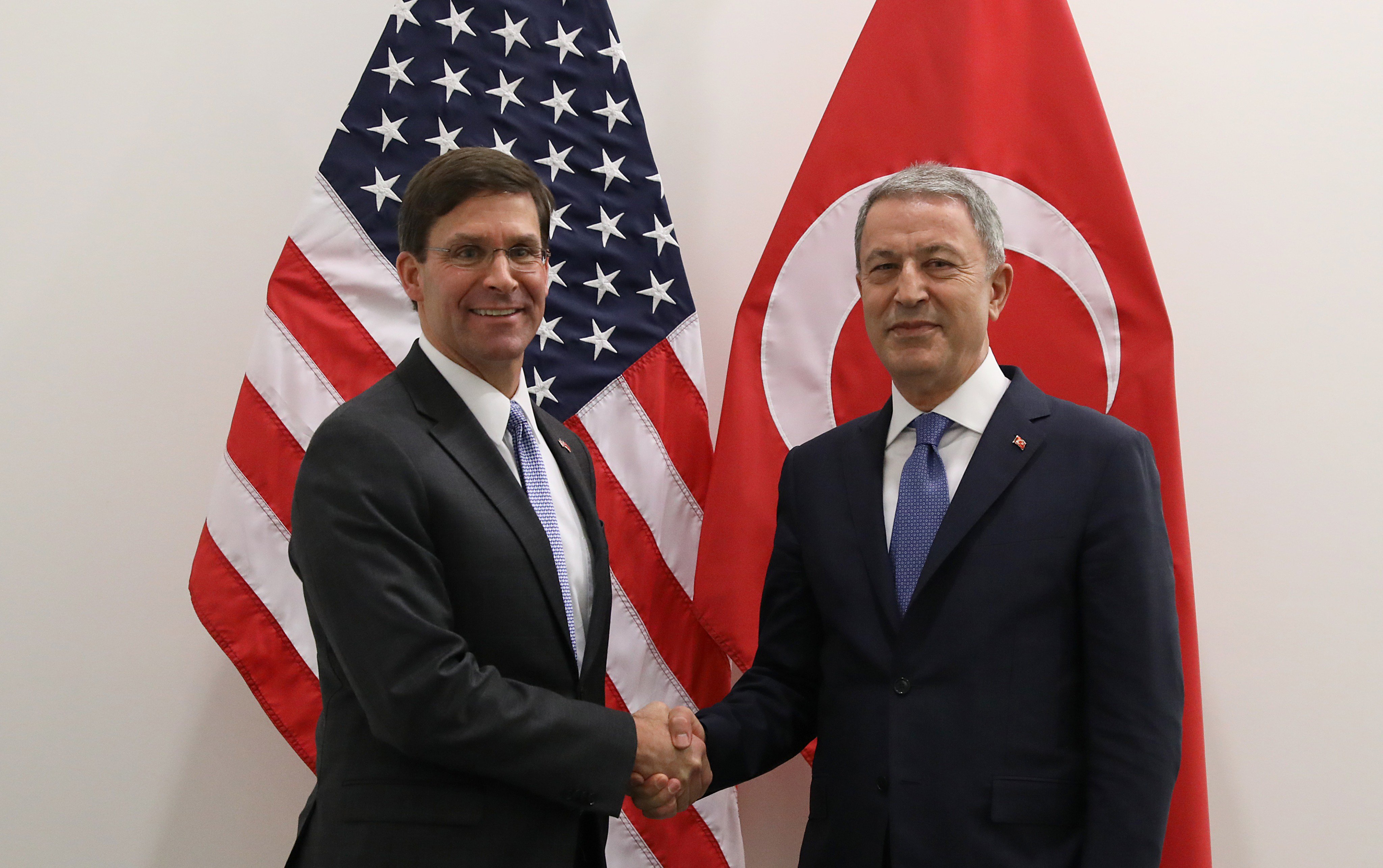 Akar û Esper ji bo F-35an civiyan