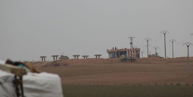 VIDEO | ABD güçleri üssü terk etti, Kürtler nöbet tutuyor!