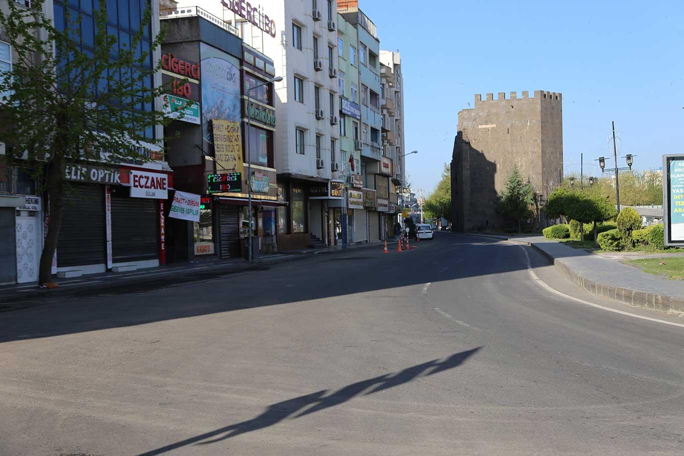 4 günlük sokaga çikma yasagi basladi