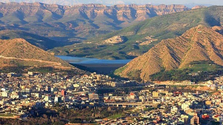 Duhok’ta koronavirüse karsi zafer kutlamalari: 13 kisi yaralandi