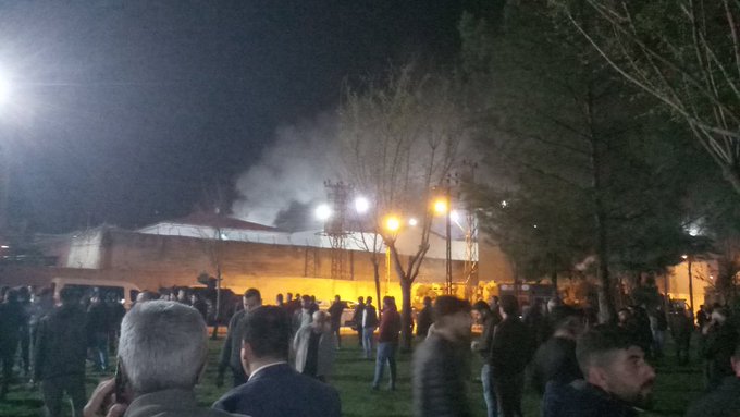 Batman Cezaevi’nde isyan çikti: Tutuklular yangin çikardi
