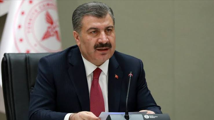 Kritik açiklama: Türkiye'de günlük vaka sayisi 5 bini geçti