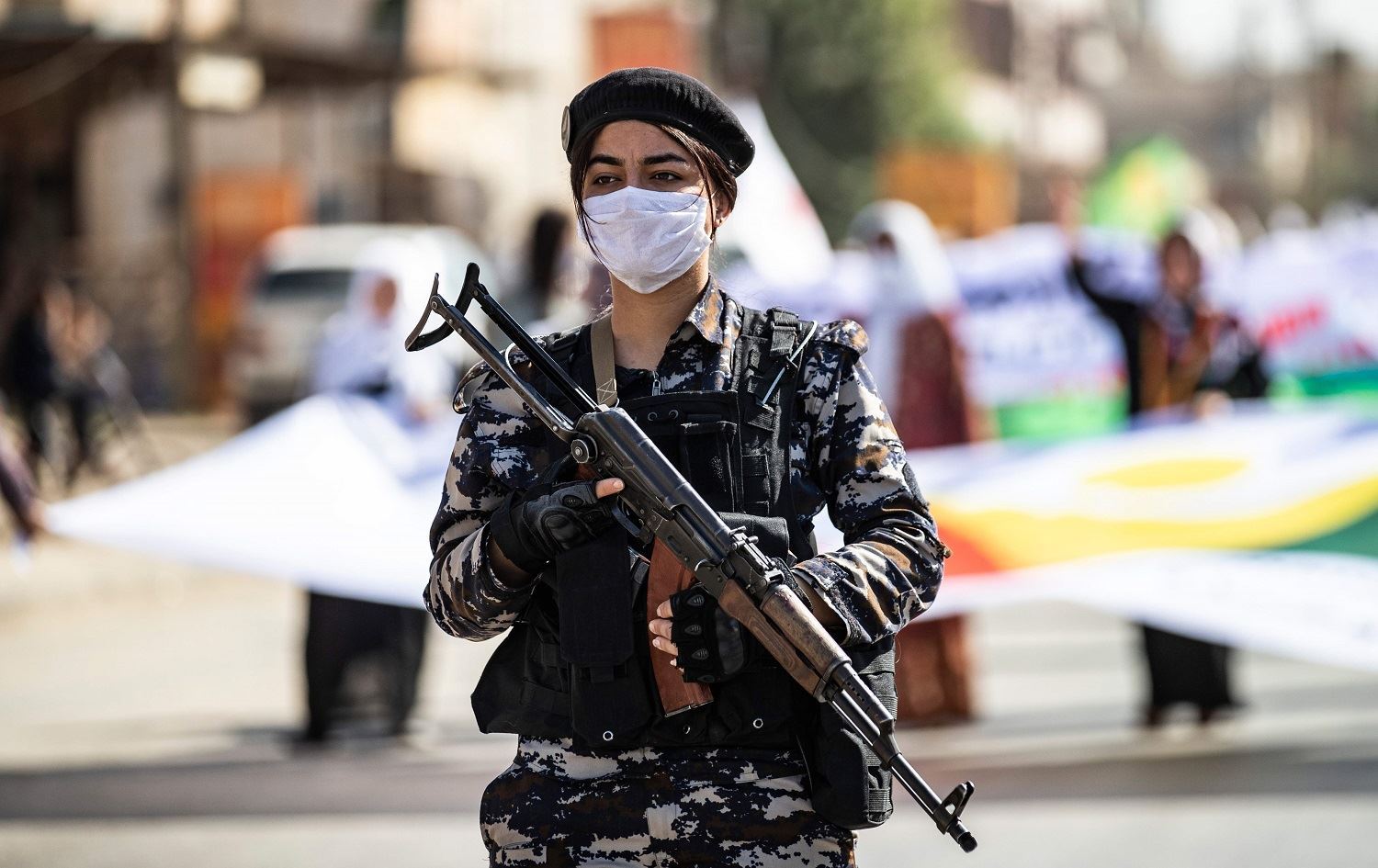 Rojava’da 10 günlük genel yasak ilan edildi