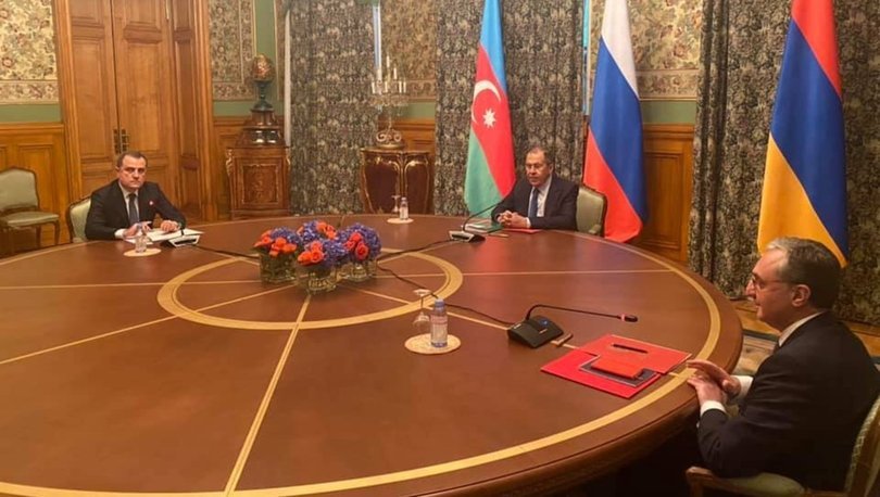 Lavrov, Ermeni ve Azeri mevkidaslari ile Karabag’i görüstü