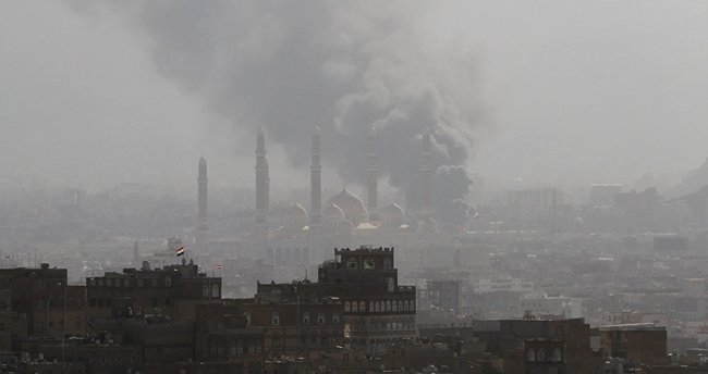 Husilerin attigi bomba Yemen’de bir dügün evine düstü: 5 kadin öldü!